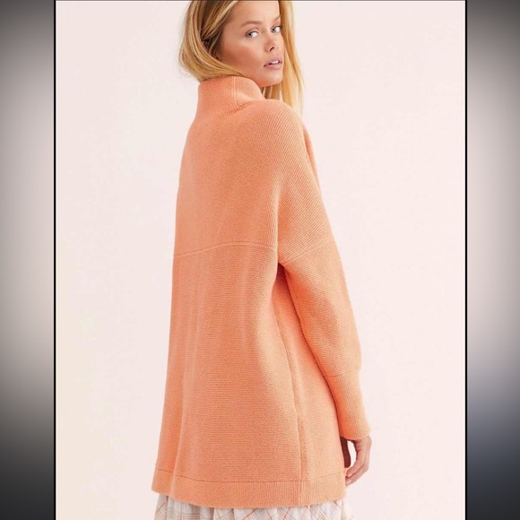 FREE PEOPLE OTTOMAN SLOUCHY TUNIC tangerine size med like new - Picture 2 of 10